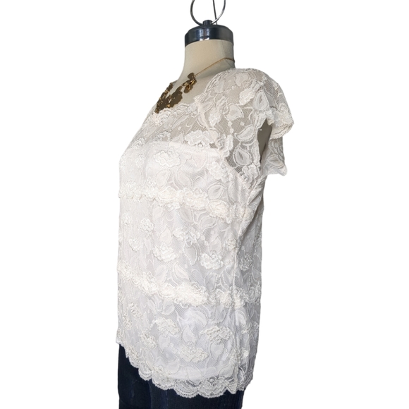 White Clear Beige Lace Short Sleeve Top.  Size M. - Picture 5 of 11